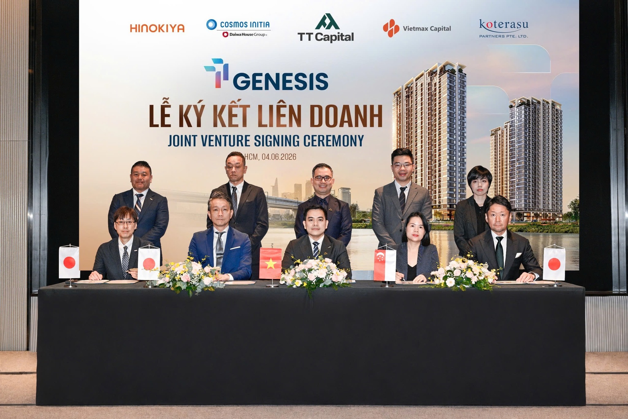 Lễ ký kết liên doanh TT Genesis