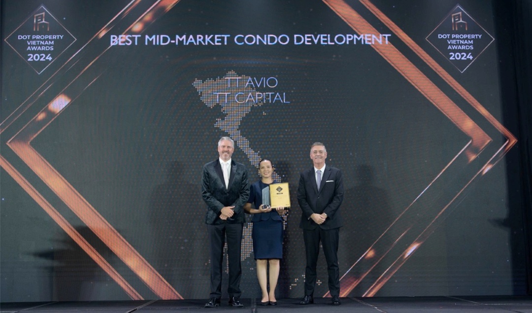 Đại diện TT Capital nhận giải thưởng uy tín tại Dot Property Vietnam Awards 2024