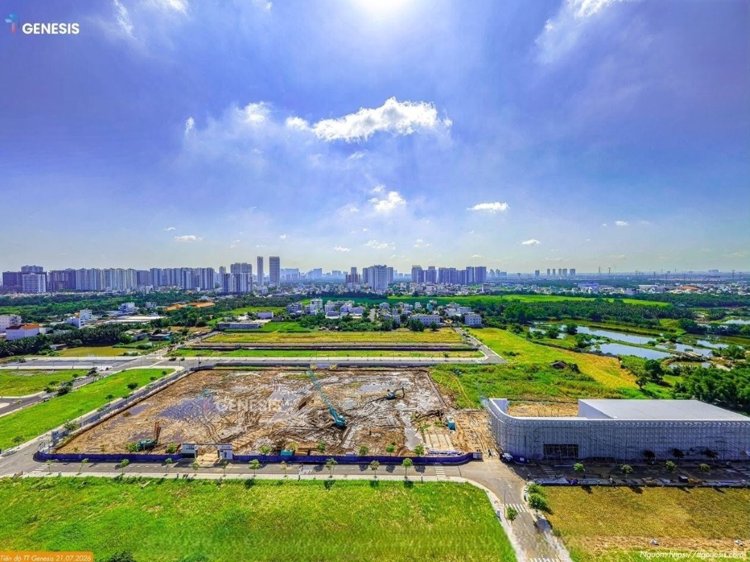 Hệ thống máy khoan cọc nhồi hoạt động tại mặt bằng dự án TT Genesis