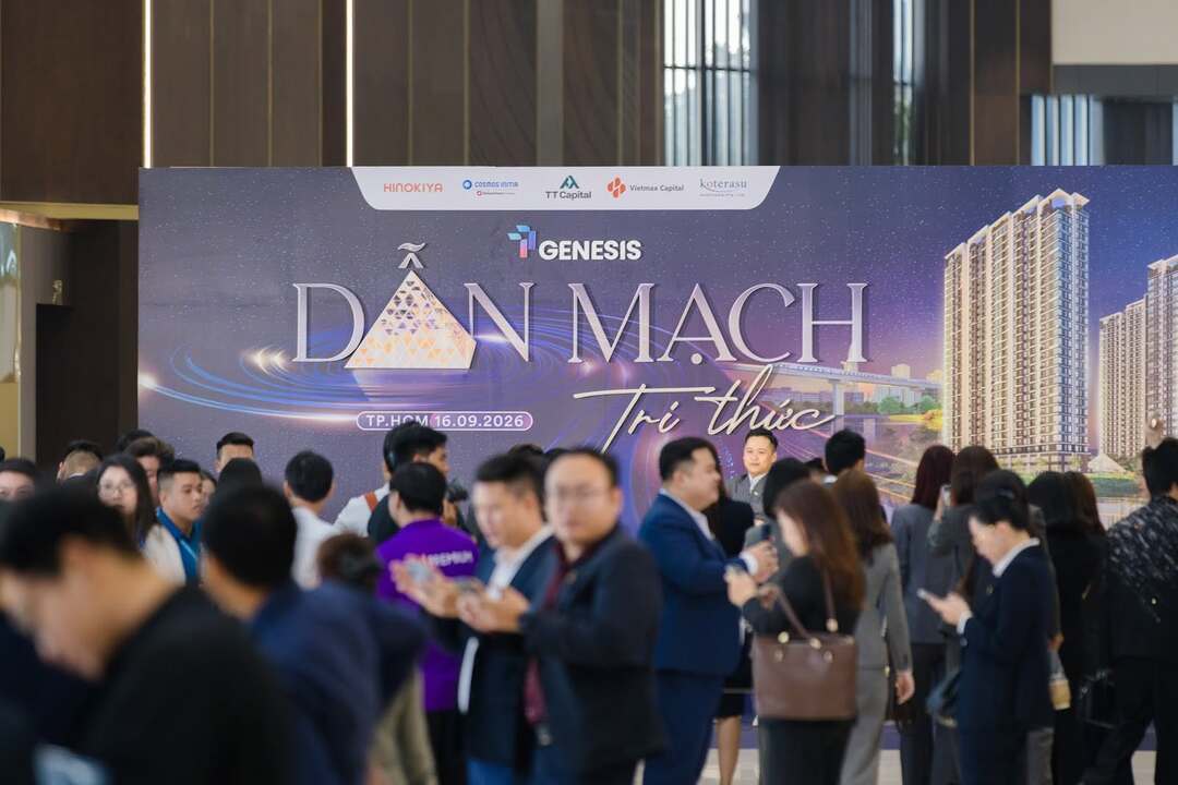 Không khí hội trường sôi động trong nghi thức kích hoạt giỏ hàng tháp The Lucis